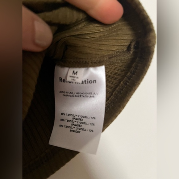 Reformation Two Piece Set - Picture 5 of 5